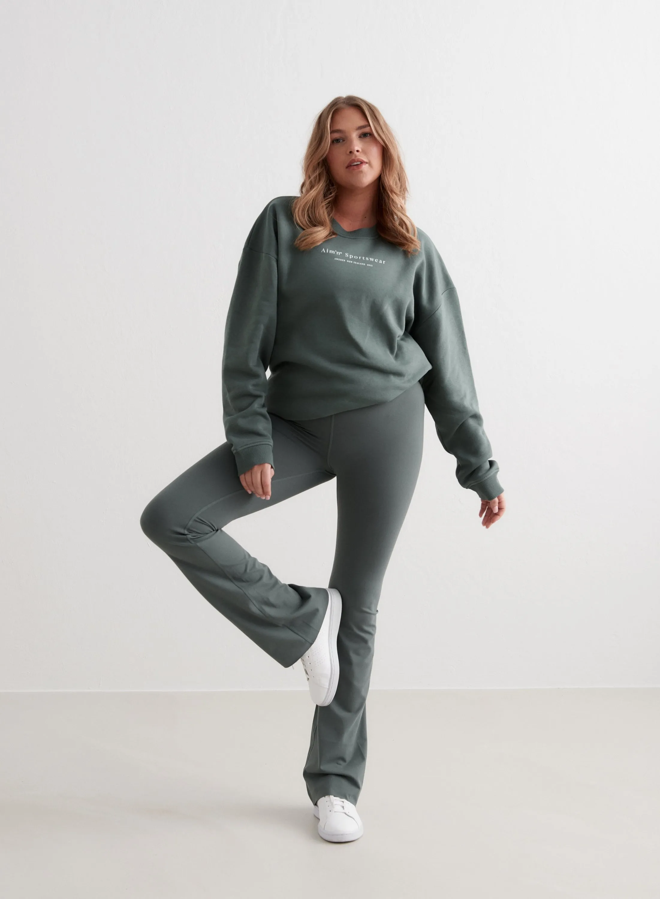 AIM´N Serif Sweatshirt 112 Sage