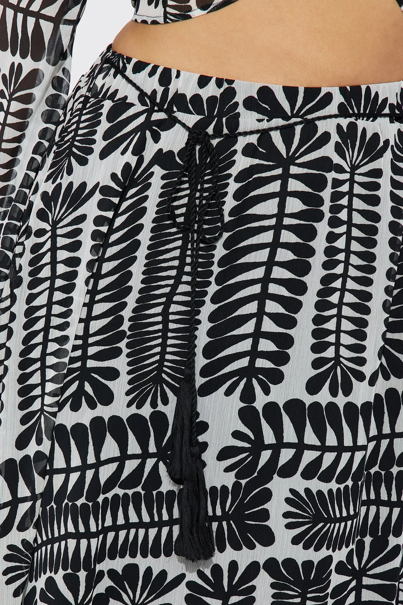 Another Vacation Skirt Set  - Black/White