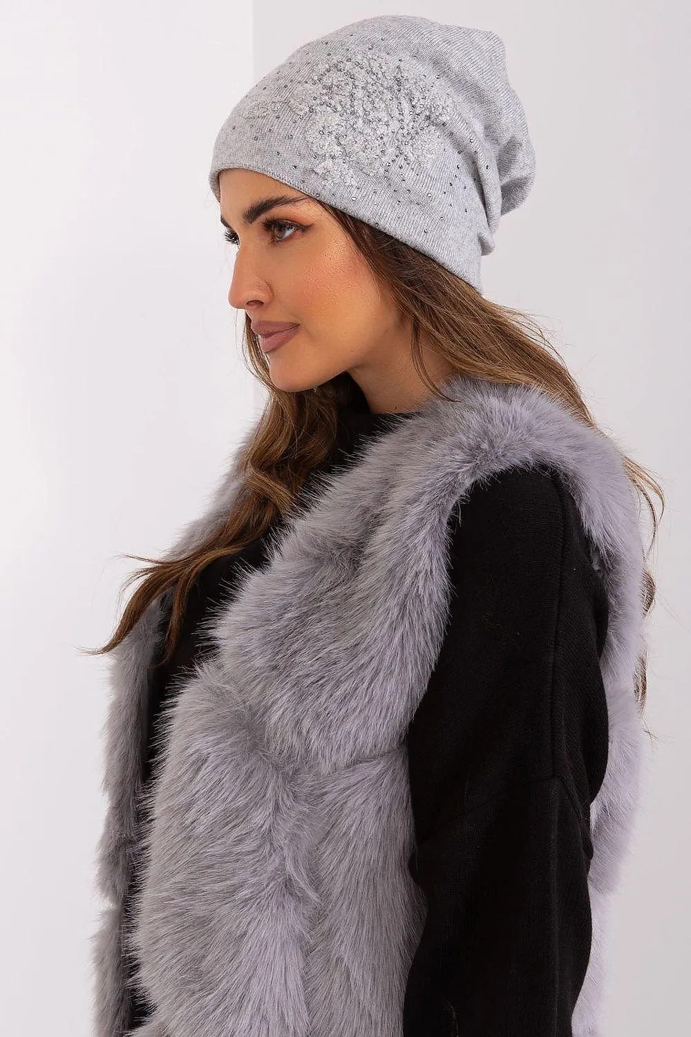 Chic Cashmere Beanie with Sparkling Rhinestone Accents