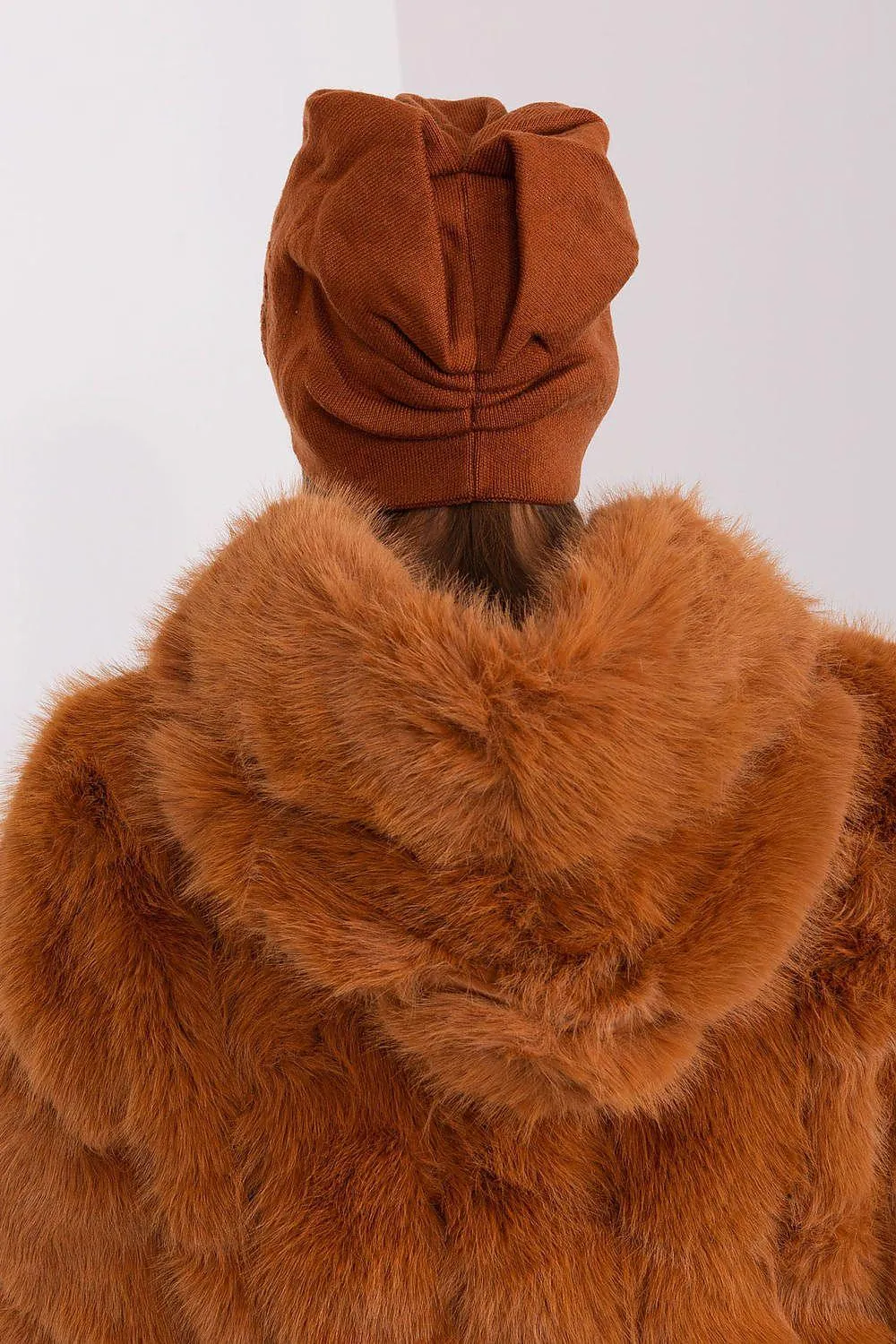 Chic Cashmere Beanie with Sparkling Rhinestone Accents