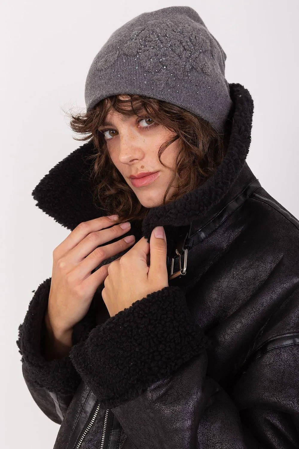 Chic Cashmere Beanie with Sparkling Rhinestone Accents