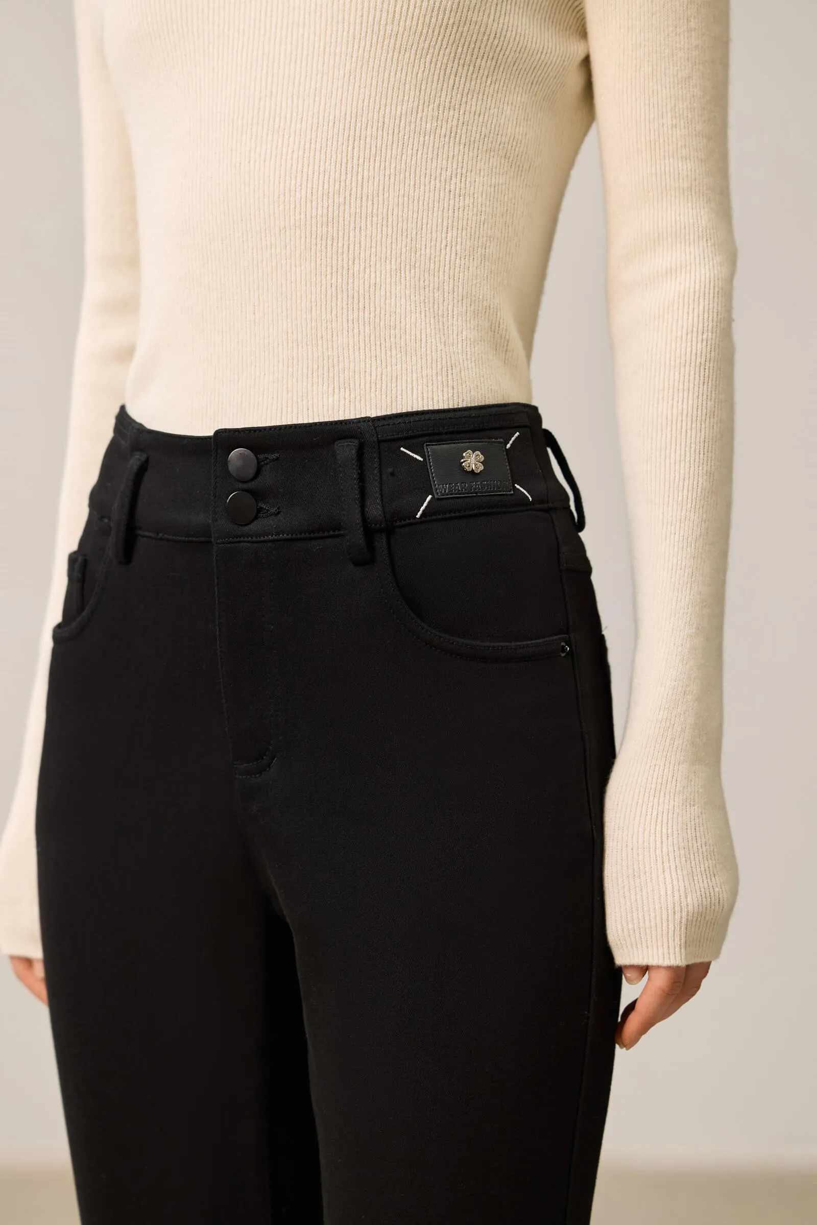 LILY Vintage High-Waist Cropped Straight-Leg Jeans