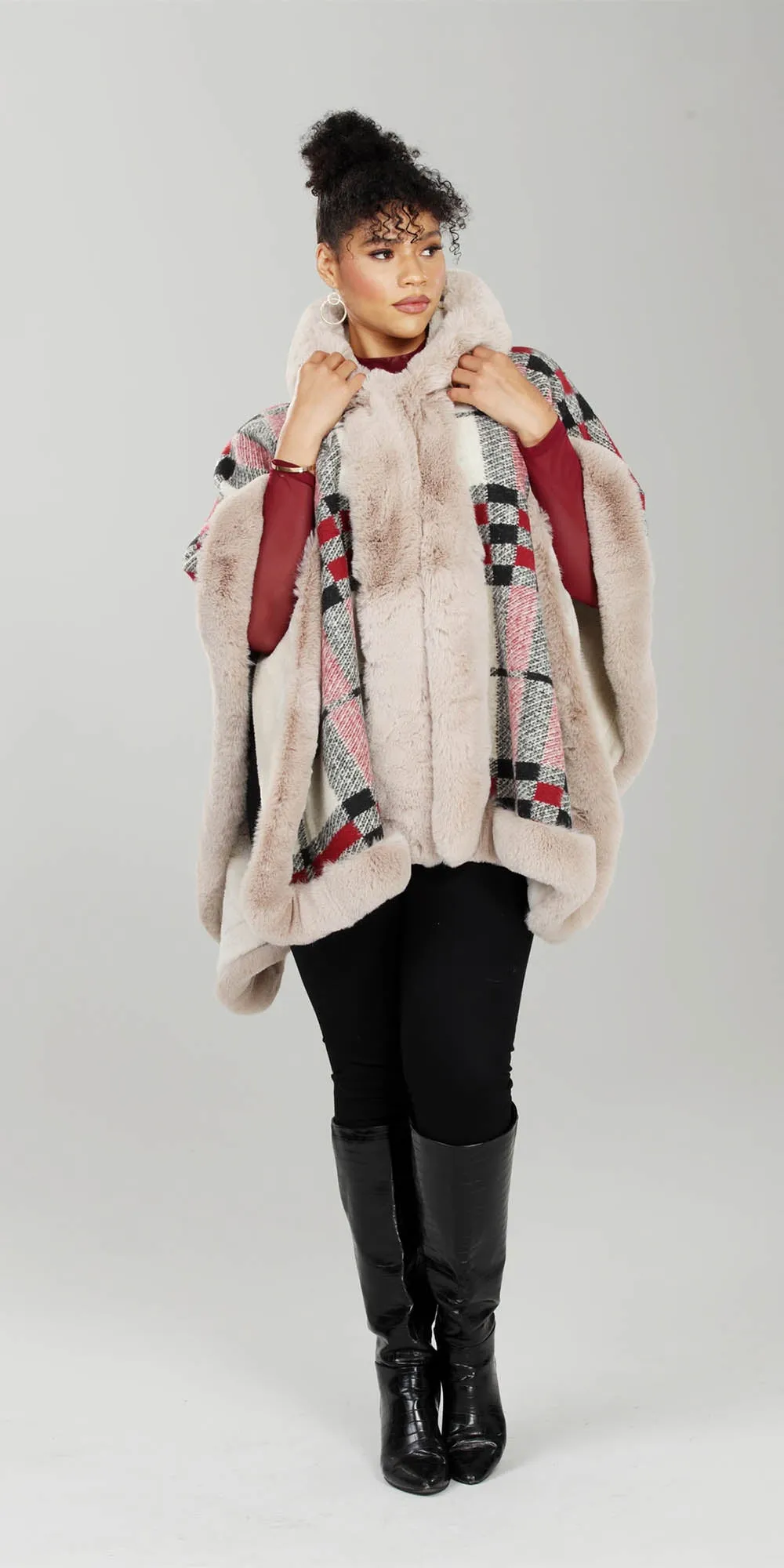 Luxe Moda LM239 Faux Fur Trim Print Cape