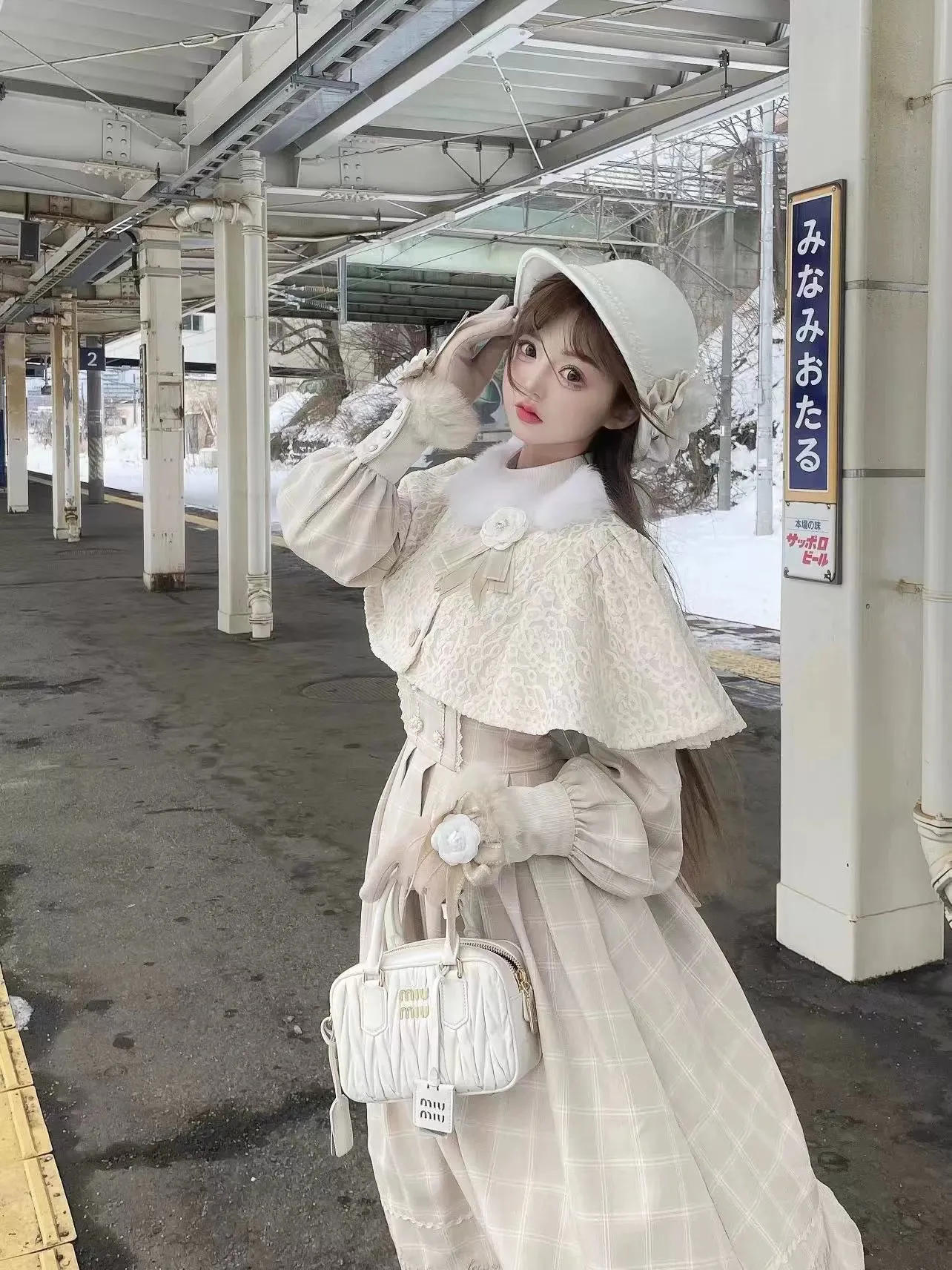 ZeeYe~Elegant Lolita Cape Fur Collar Lolita Cape Coat